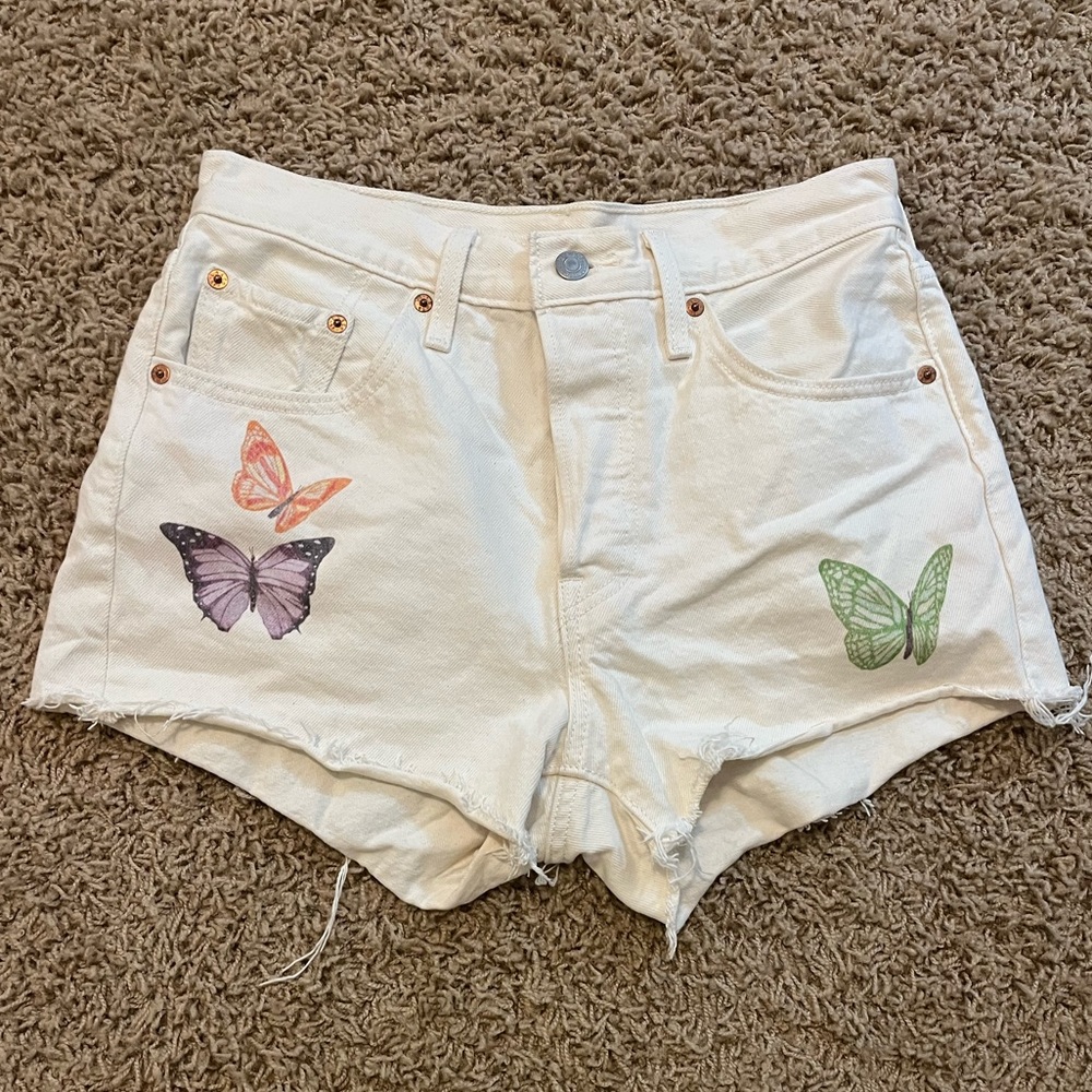 501 Levi’s denim shorts